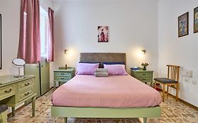 Ta' Nena Apartment In Floriana, 10 Minutes Away From Valletta